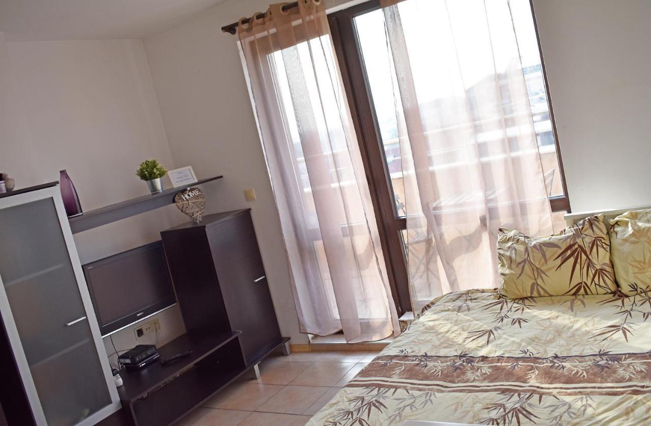 Apartment Oazis 53 Plovdiv Bagian luar foto